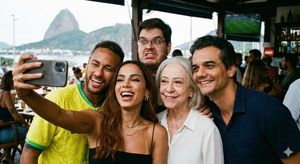 Create a selfie with 5 random Brazilian celebrities.

Author: Victor Venâncio
Source: https://x.com/victorvenancio/status/199163850946818...
