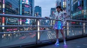Japanese
near future
beautiful woman
city center

Author: あつむ | AI活用術
Source: https://x.com/atsumu_sns_ai/status/1991744659765489987