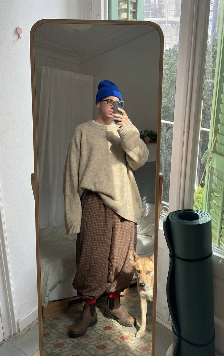 Outfit transfer between two photos - Image 3