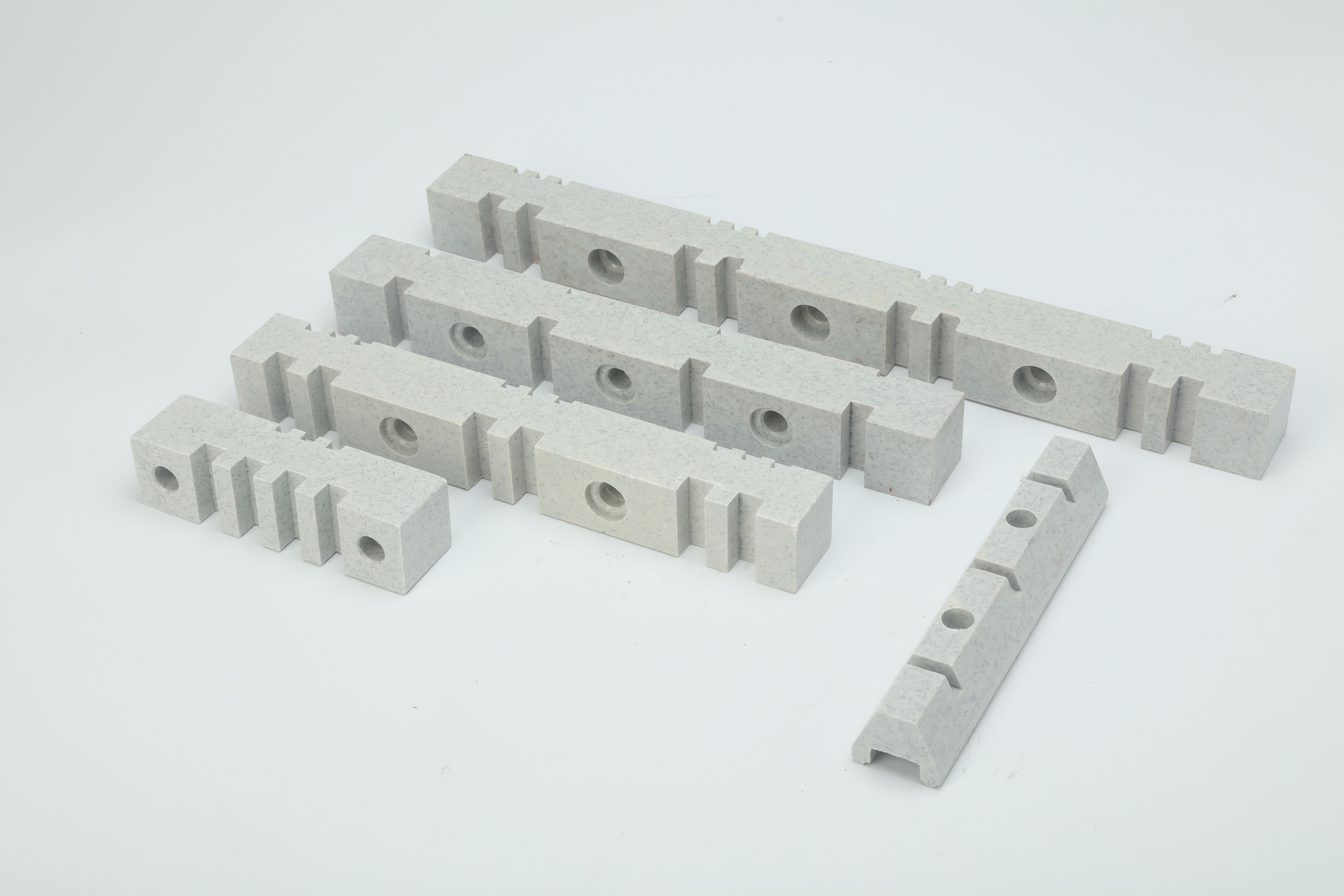 Willele busbar insulator product range